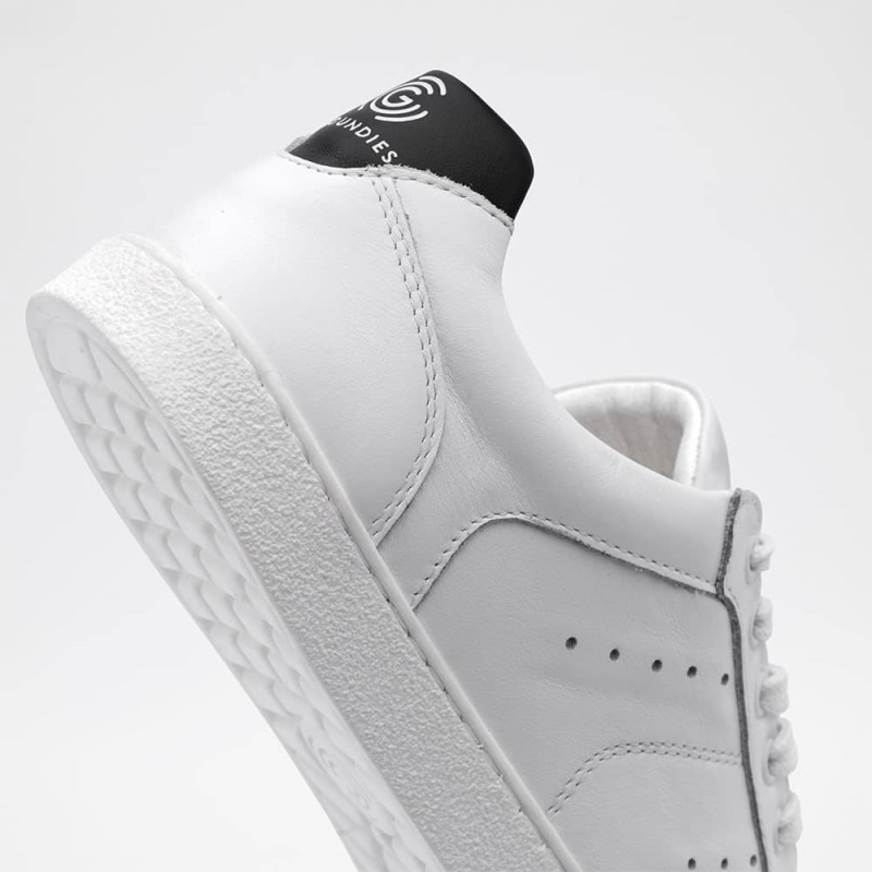 Black White Groundies Schweiz Universe Regular Men